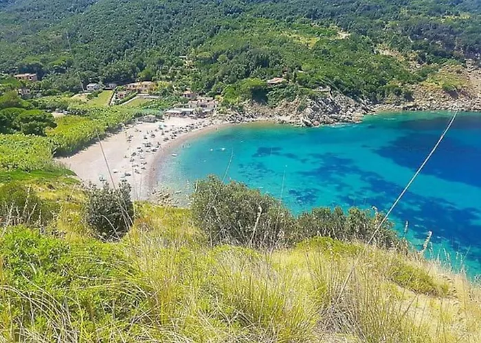 Nisportino, Elba. Bilocale Con Patio Vista Mare.