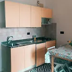 Сasa de vacaciones Nisportino, Elba. Bilocale Con Patio Vista Mare.